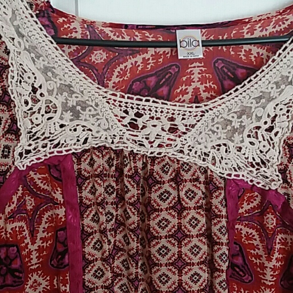 Blouse - Picture 2 of 4